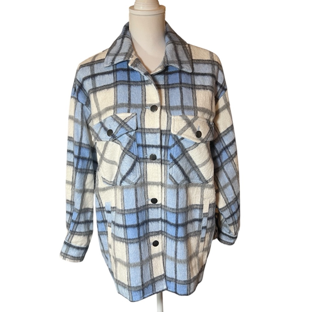 Zara Blue‎ White Flannel Shacket Jacket Pockets Fall Casual Size Small Plaid